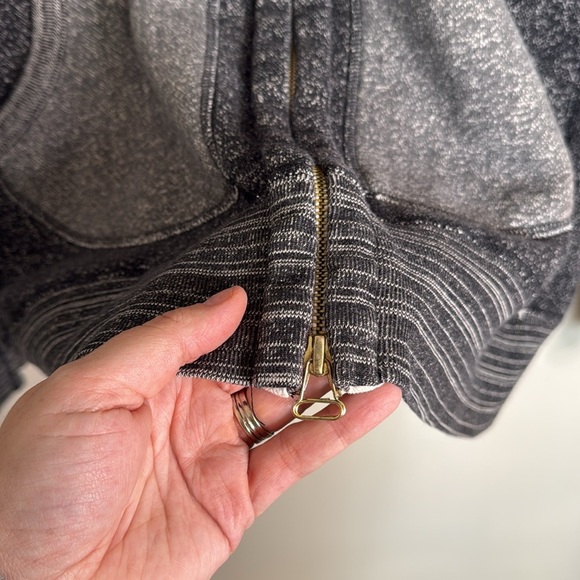 Wings + Horns Gray Zip Up Hoodie Size Large - Picture 5 of 8